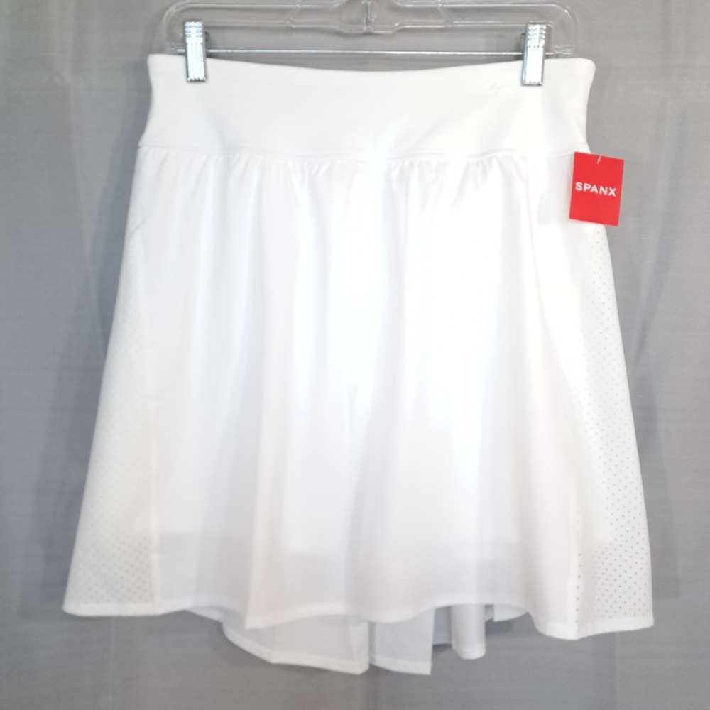 Spanx Women's Get Moving Skort 17 Inch Size Large White Activewear Golf